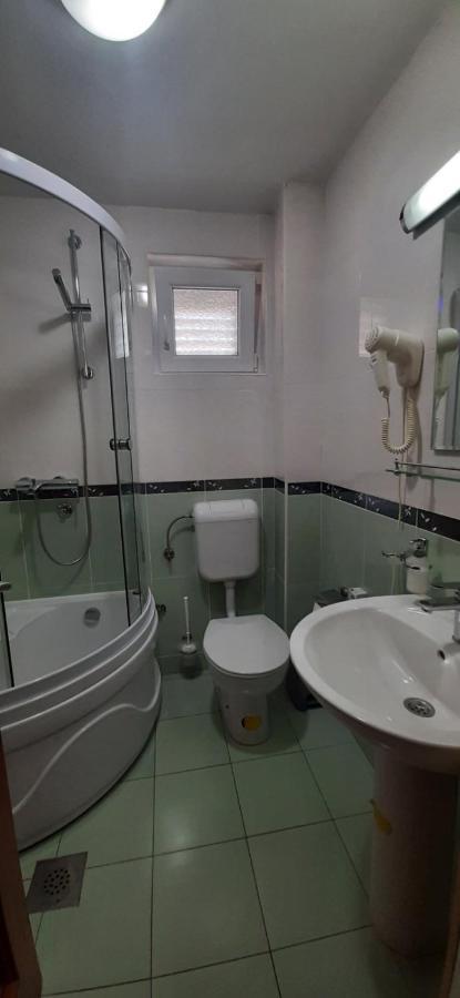 Appartement Apartmants Alexander à Kotor Extérieur photo