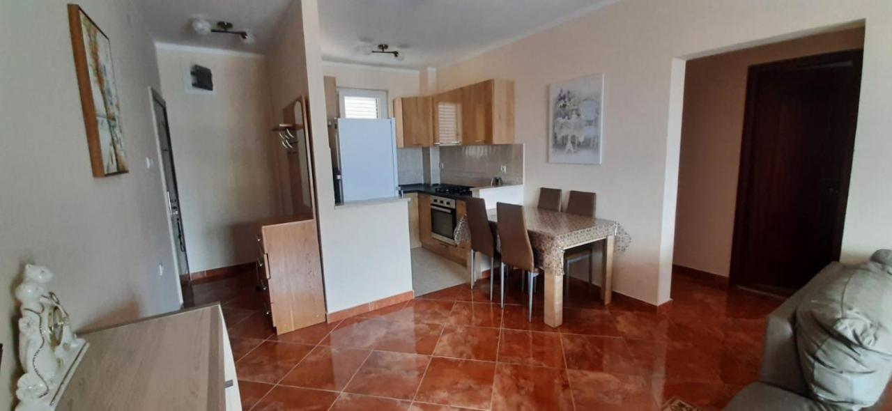 Appartement Apartmants Alexander à Kotor Extérieur photo