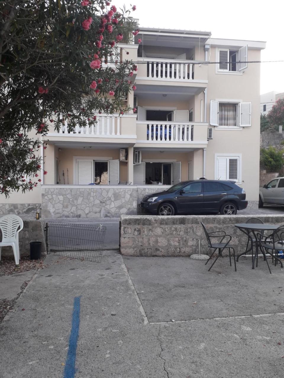 Appartement Apartmants Alexander à Kotor Extérieur photo